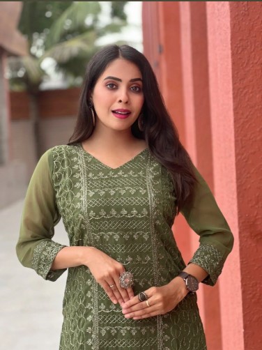 Chikankari Kurti in Soft Georgette