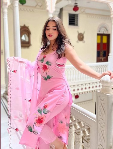 Pink Viscose Twill Floral Print Spaghetti Kurti